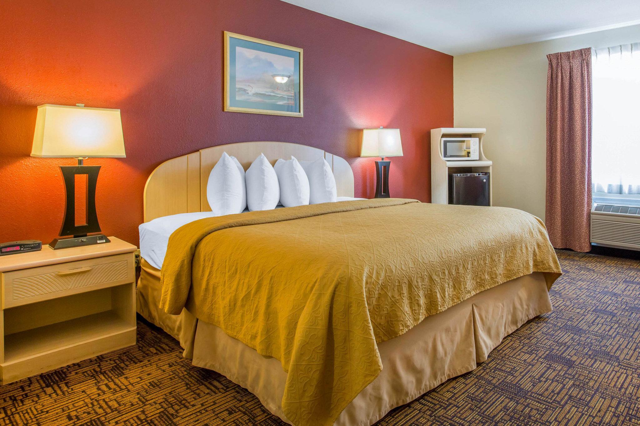 Quality Inn & Suites Від Екстер'єр фото
