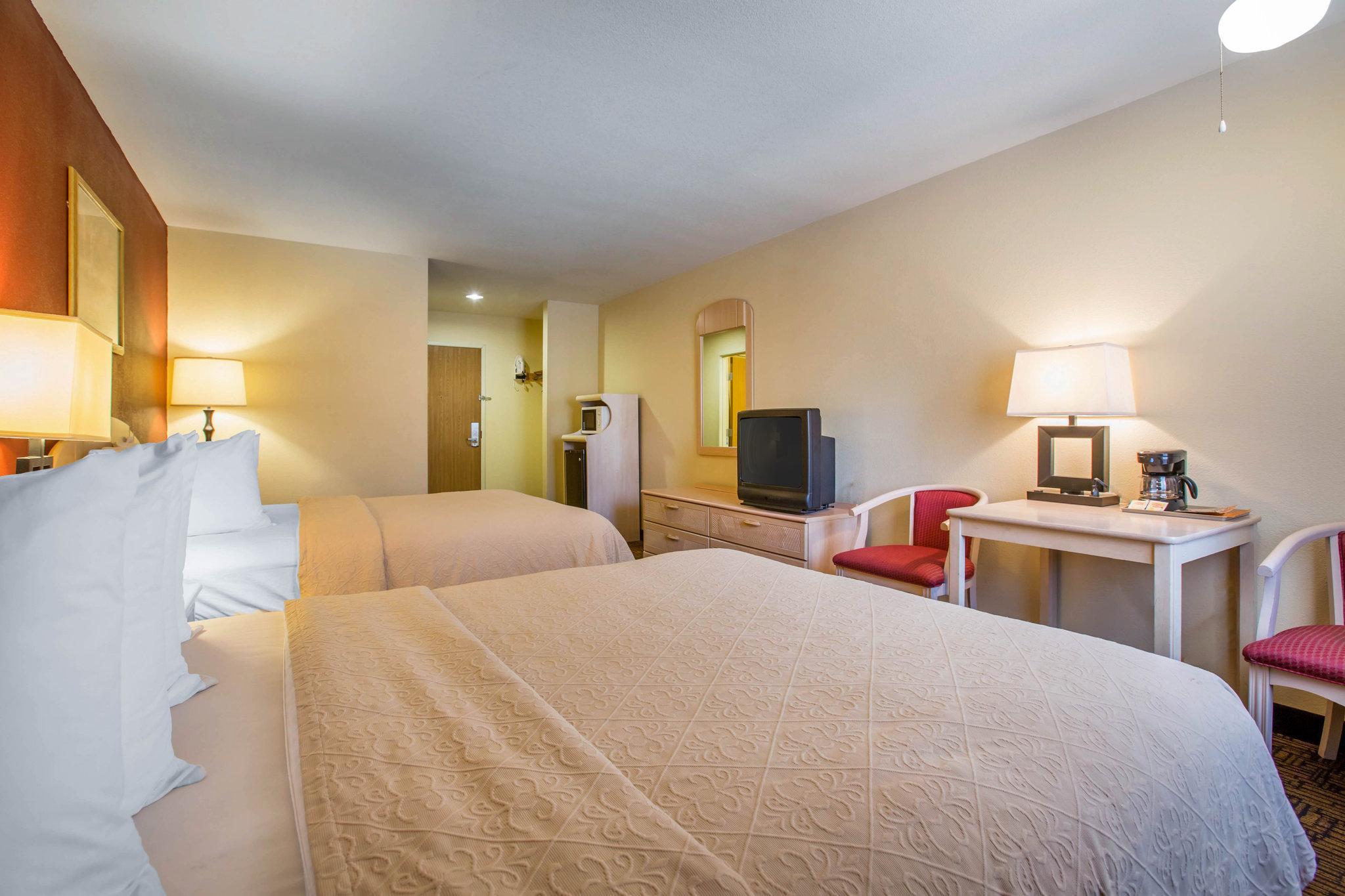 Quality Inn & Suites Від Екстер'єр фото