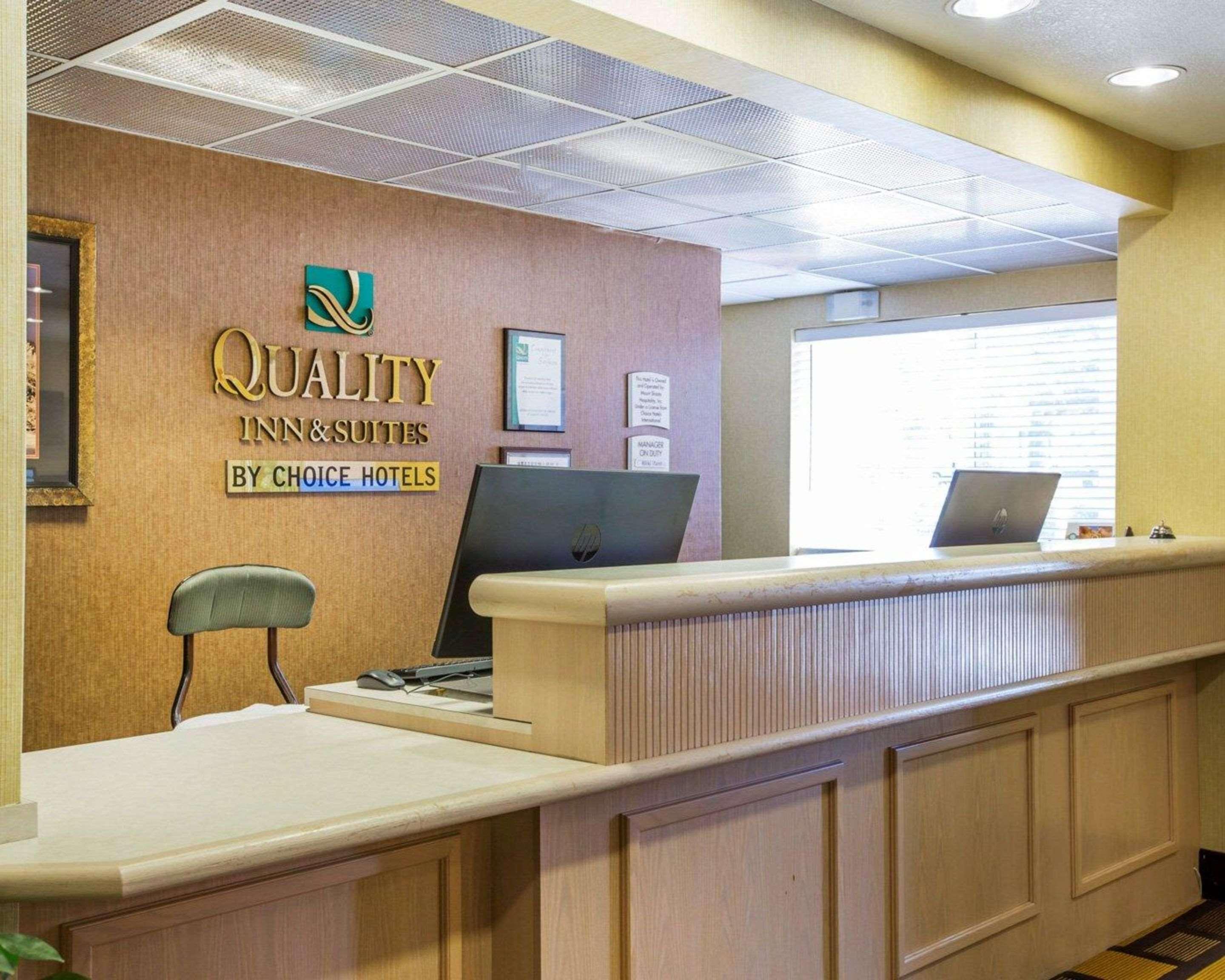 Quality Inn & Suites Від Екстер'єр фото