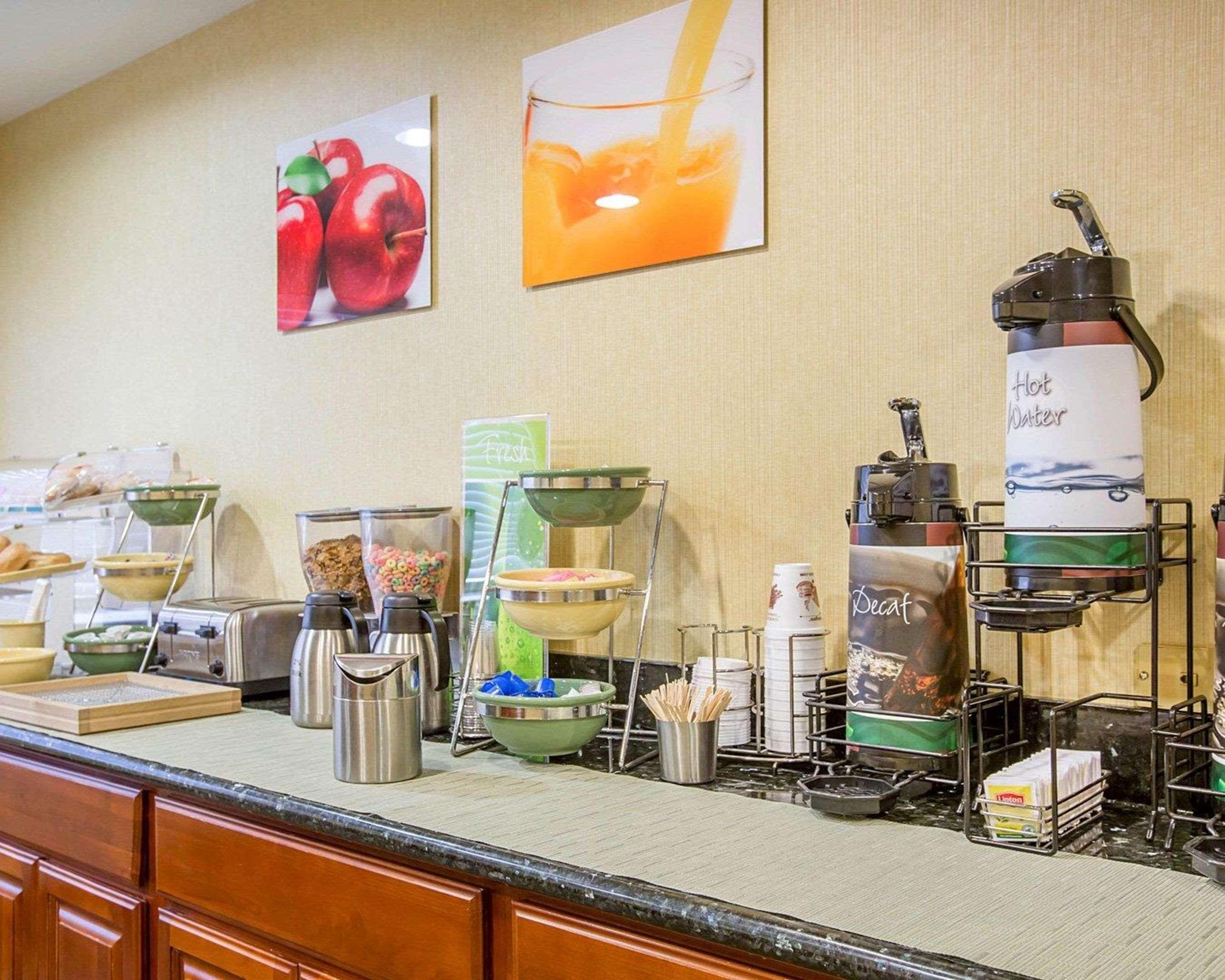Quality Inn & Suites Від Екстер'єр фото